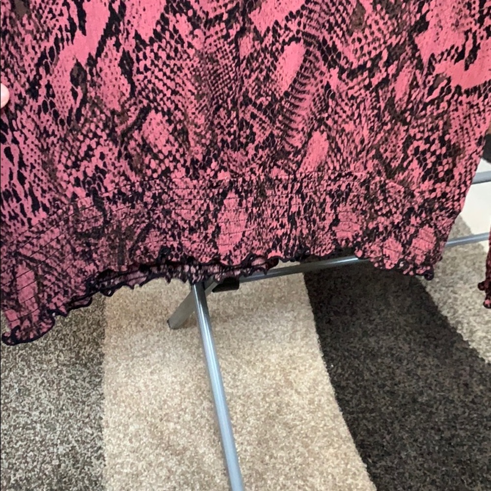 Snakeskin blouse - Picture 4 of 4